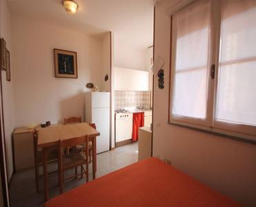 AppartamentoLido delle nazioni 150m dal mare