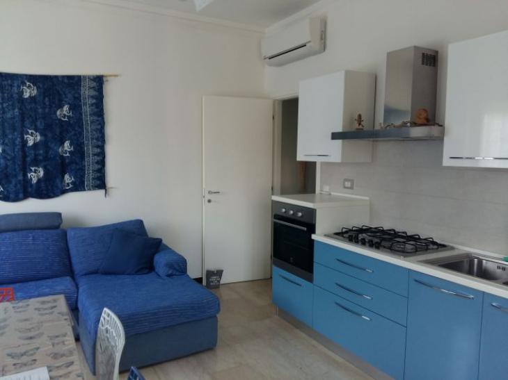 Nuovo a 20 m dalla spiaggia con wifi