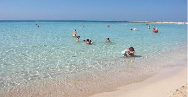 Lido Marini a  pochi passi dal mare 