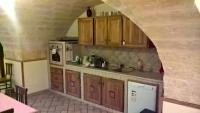 Offro stanze con bagno 