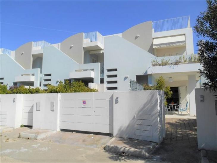Casa a 50 metri dal mare a Baia Verde