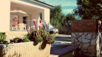 Villa varie soluzioni a 700mt dal mare
