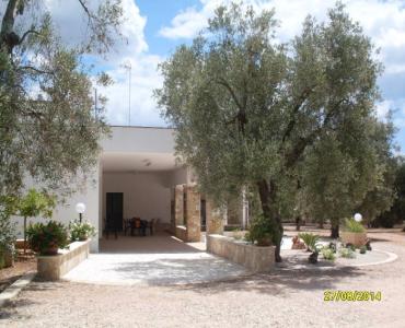 Villa VacanzeVilletta nel verde a 3 km da Pescoluse
