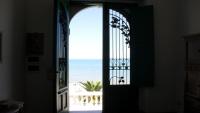Elegante Villa sul mare immersa nel verde