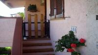Graziosa capo schiera  ingresso Villasimius