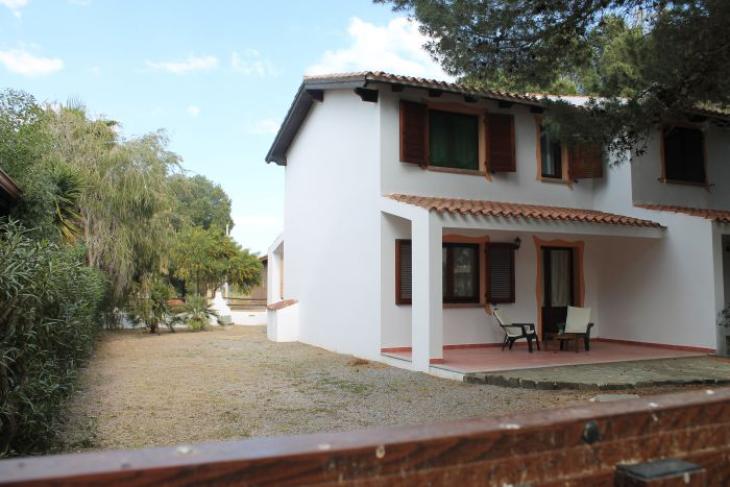 Villetta  a PortoPino  vicina al mare