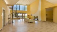 Affittasi 2/3 di grande Villa al mare
