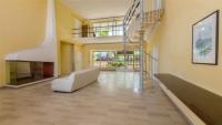 Affittasi 2/3 di grande Villa al mare
