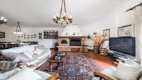 Villa Maya Resort Partita iva  02795750815