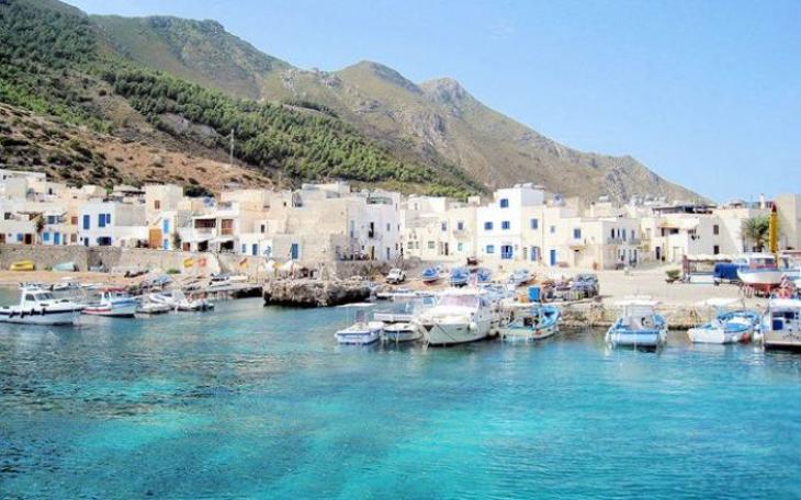 Casa vacanze indipendente a Marettimo!!  