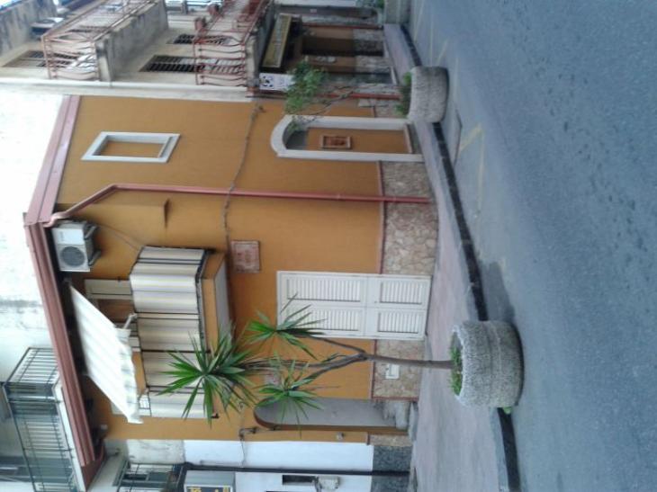 Bilocale  affittasi mare  e Taormina