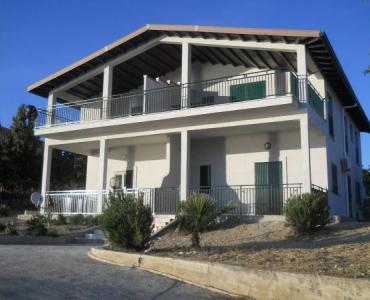 Casa VacanzeVilletta a due passi da Torre Salsa