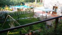 Nel verde delle colline lucchesi...