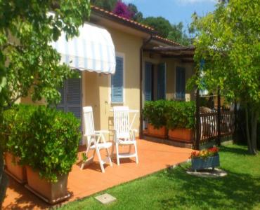 Casa VacanzeGrazioso bilocale vicinoi alla spiaggia