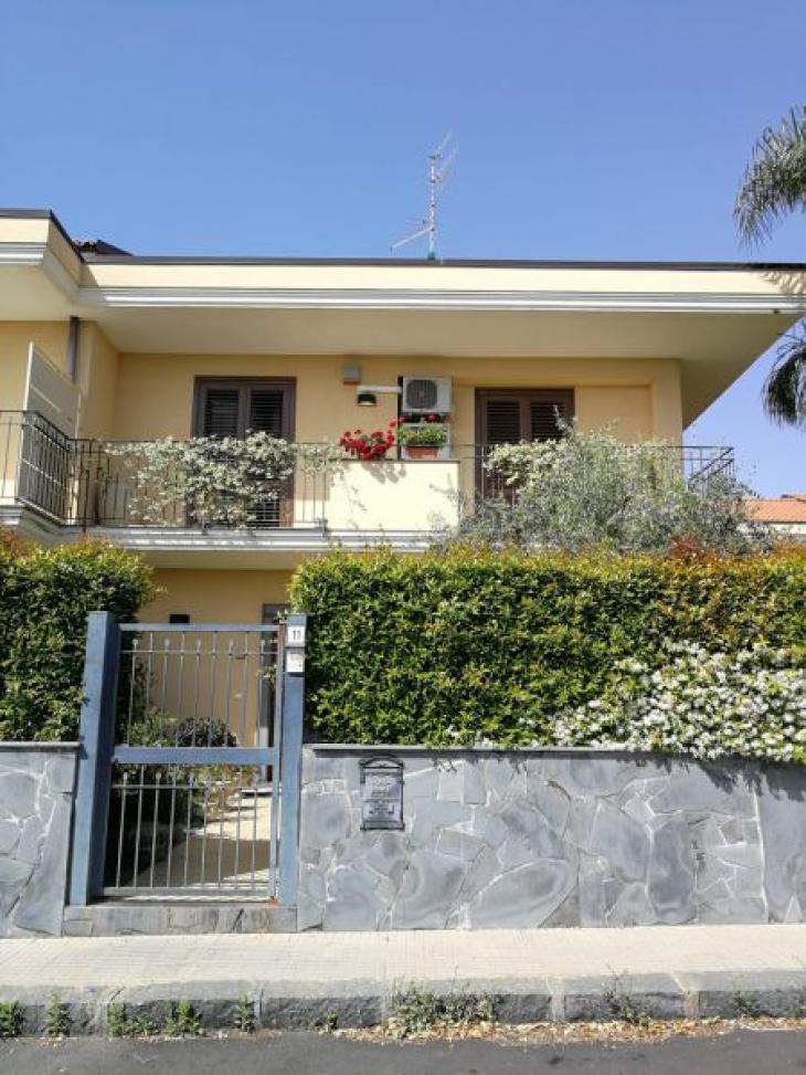 Holiday home - Scent of Etna - loft in Sicily