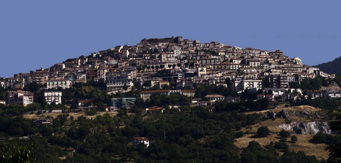 Leggi: La Montagna Grande di Viggiano, sci e natura per tutti