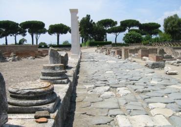 Leggi: Gli scavi archeologici e la citt vecchia