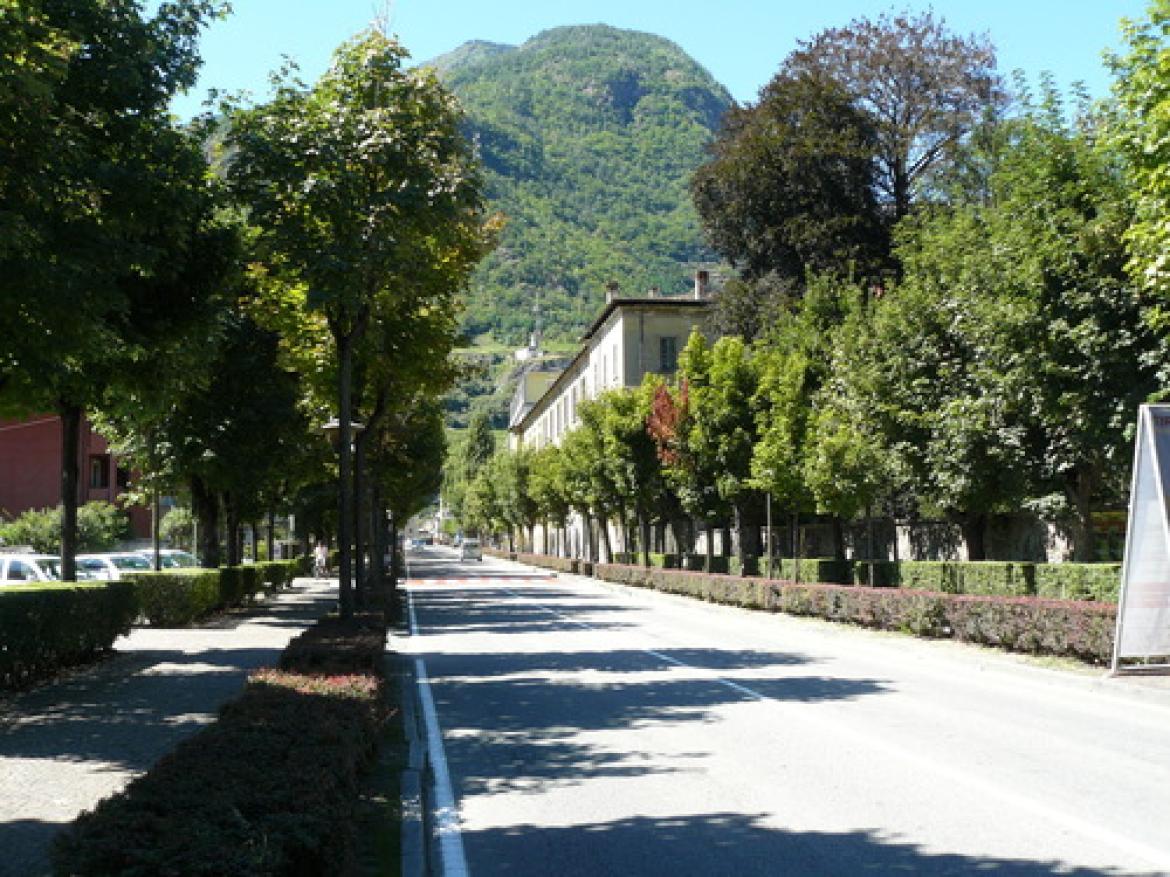 Leggi: Tirano e il Bernina Express
