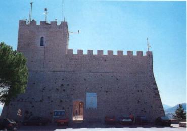 Leggi: Campobasso: Il Castello Monforte