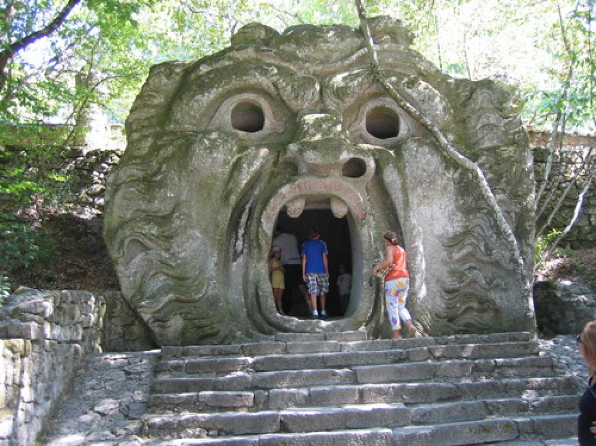 Il Parco dei Mostri, tra sculture mostruose e vegetazione