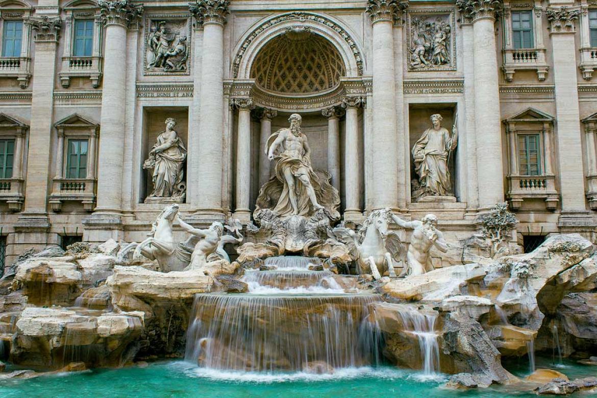 La Fontana di Trevi: La più grande di Roma