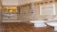 Accogliente bungalow tra lago e spiaggia