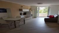 KARINA HOUSE COMO - trilocale superaccessoriato 