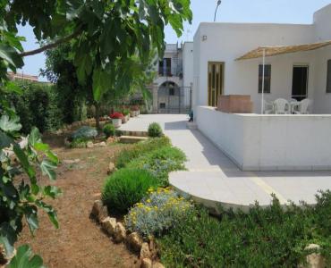 Casa VacanzeLa Capperosa in Salento a 400m dal mare