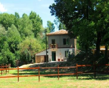 Casa VacanzeCasa vacanza a 10 km da Urbino