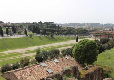 Leggi: Circo Massimo: per il divertimento di 250.000 persone