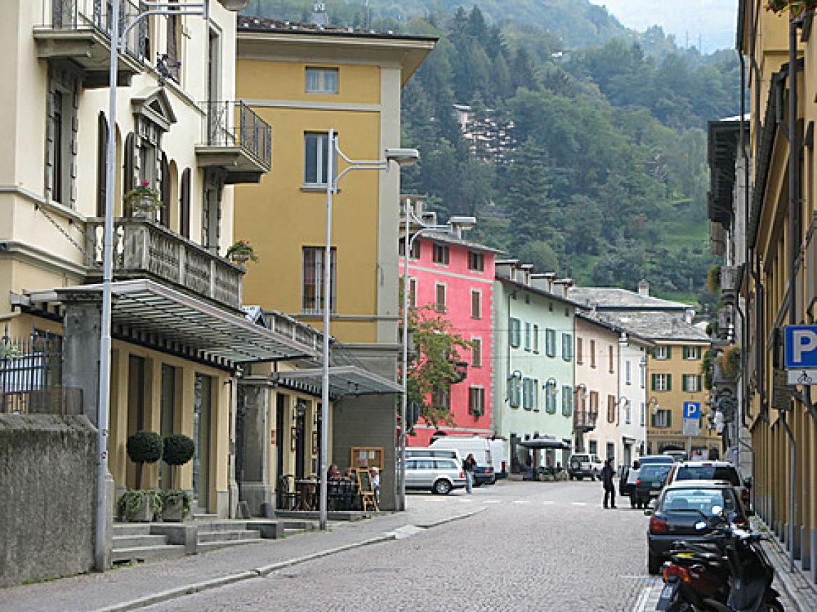 Leggi: Morbegno, patria dello squisito Bitto