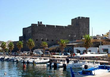 Leggi: Isola Di Pantelleria Spiagge, Mare, Colori e Relax