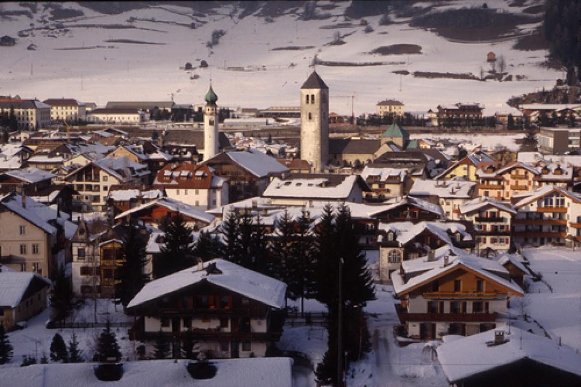 Leggi: San Candido tranquilla vacanza sia in estate che inverno