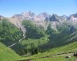 Val di Fassa, incastonata tra le magnifiche vette dolomitiche