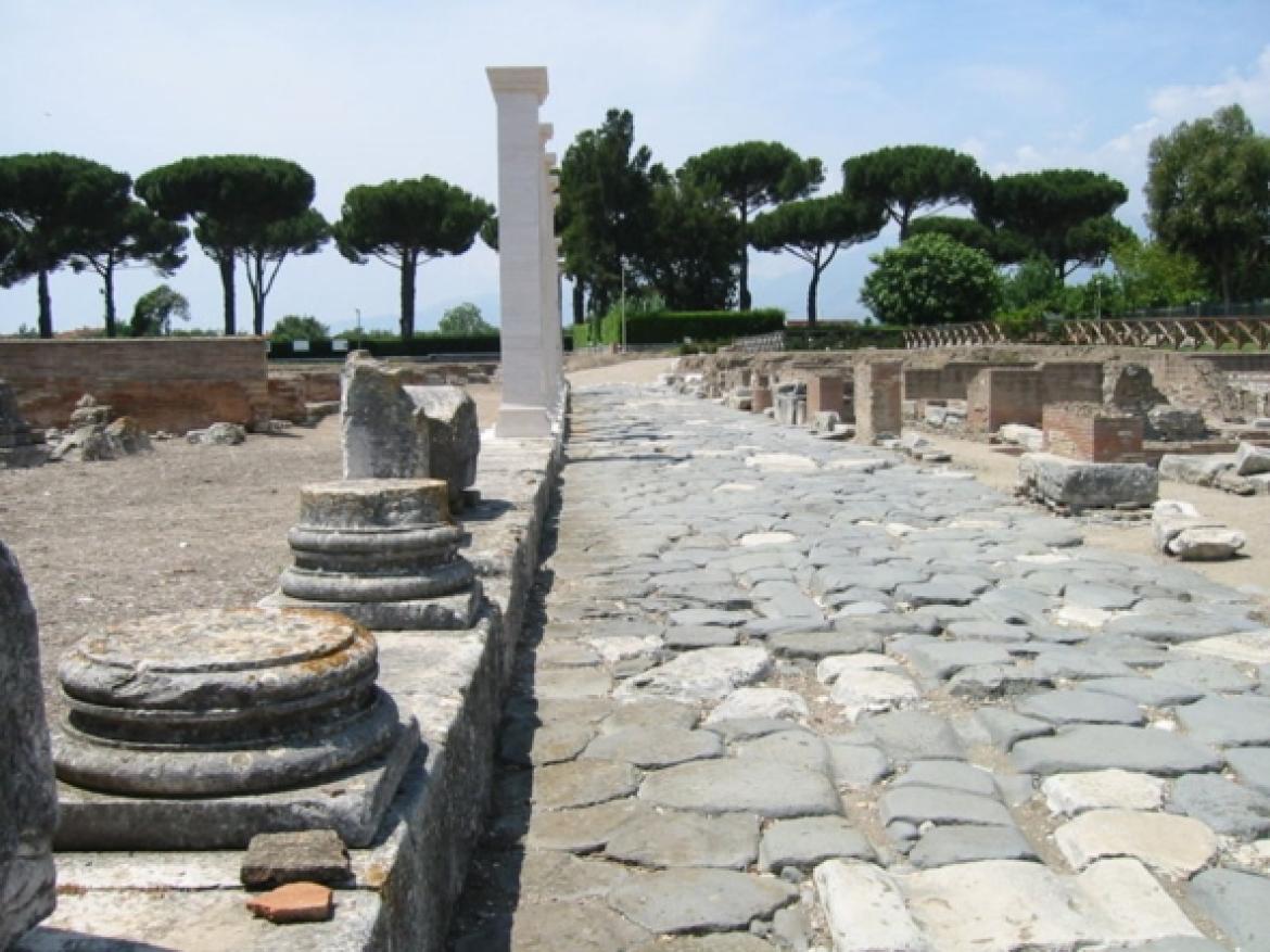 Gli scavi archeologici e la citt vecchia